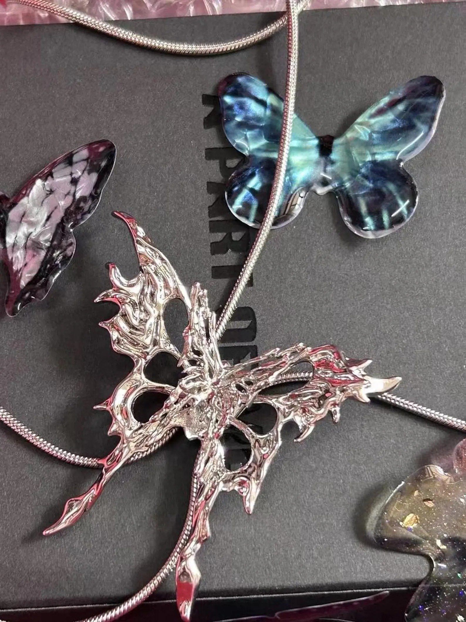 🎁TikTok Last Day Sale - 70% OFF🦋Handmade Vintage butterfly necklace:Interchangeable butterfly pieces