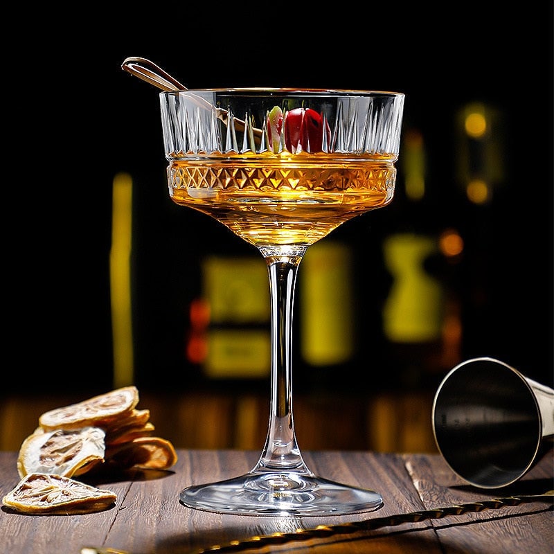 Italian Carved Manhattan Globet