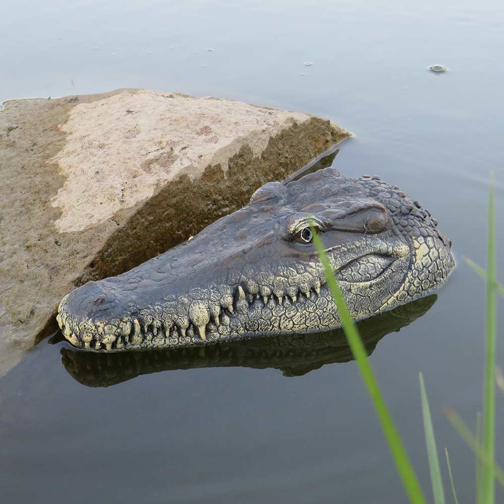 🐊Remote Control Crocodile Head Boat - Best Prank Stuff