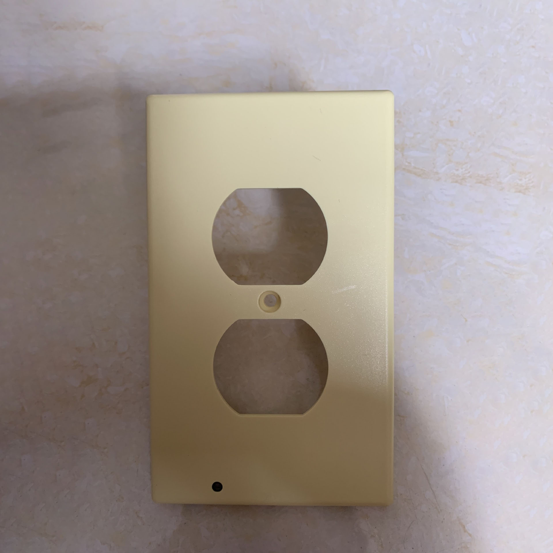 Last Day Promotion 48% OFF - Outlet Wall Plate With Night Lights - No Batteries or Wires