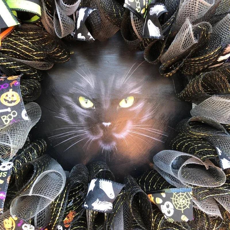 (🎃Early Halloween Sale - 49% OFF) Black Cat Halloween Wreath with Lights