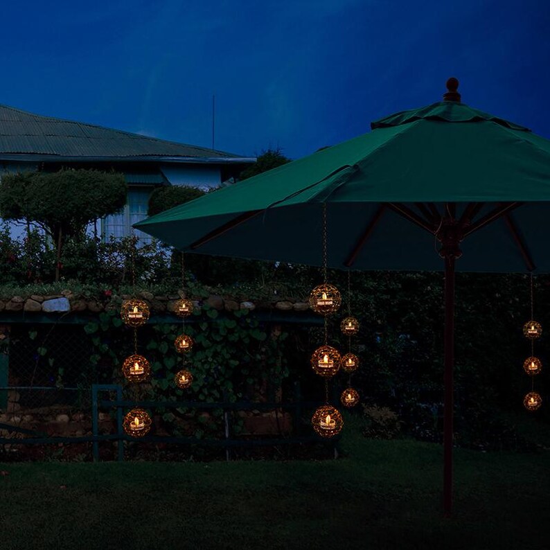 Solar Light Hanging Lanterns, Waterproof Decorative Outdoor Hanging Light for Garden Patio, Tree Lights, Yard Lights, Gifts for Mom