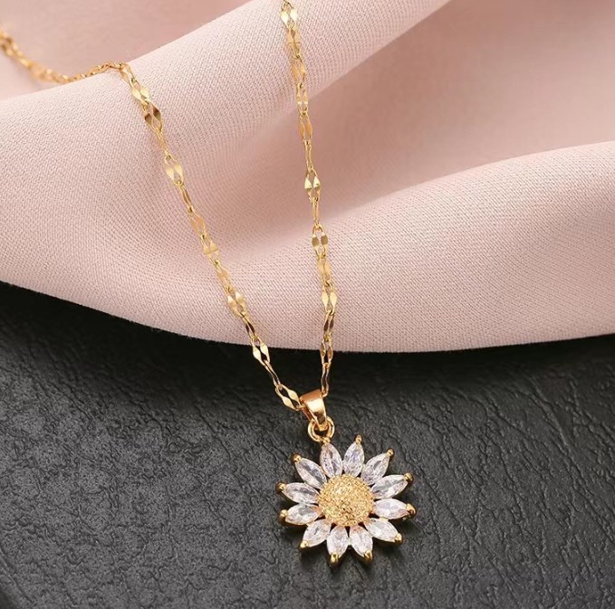 Tiktok Summer Sale🎉18K Gold-Plated Elegant Sunflower Pendant