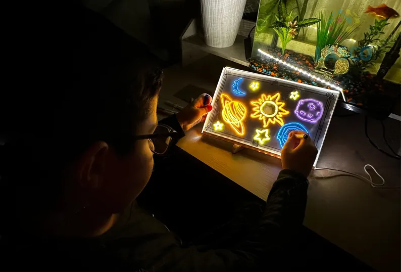 Kids LED Drawing Board