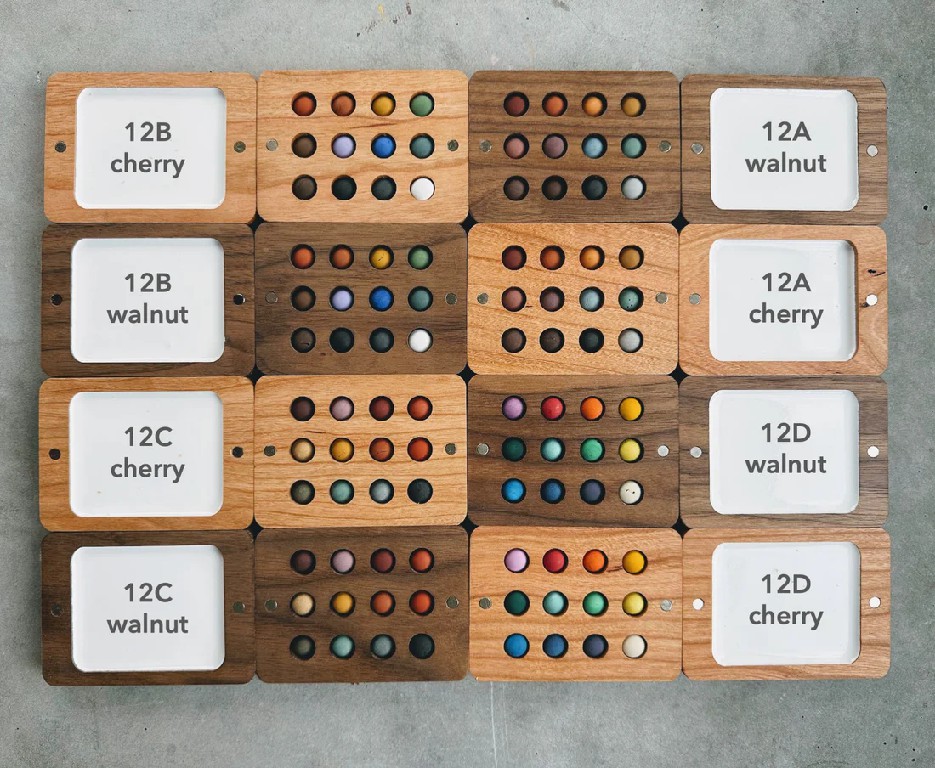 12 Mini ecopods in a wooden palette