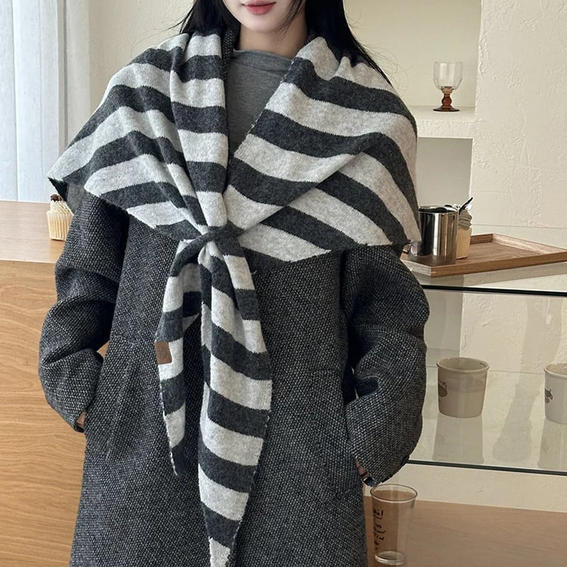 🎁TikTok Last Day Sale - 70% OFF🎉Fashionable Triangle Shawl Scarf