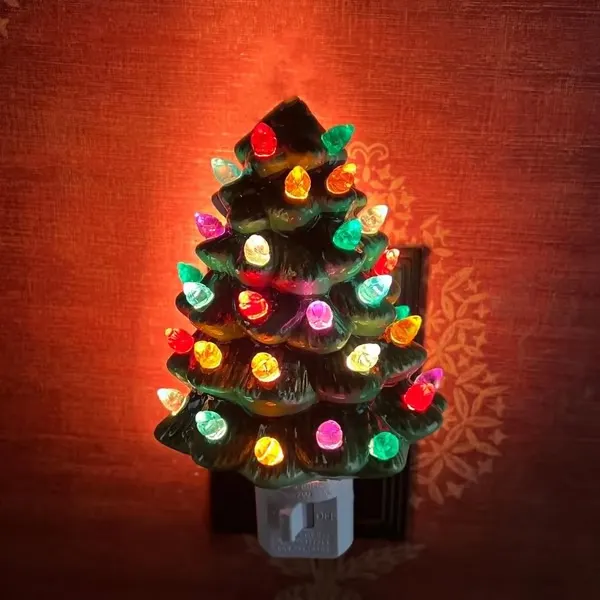 (🎄Christmas Hot Sale - 49% OFF)✨️Christmas Tree Night Light