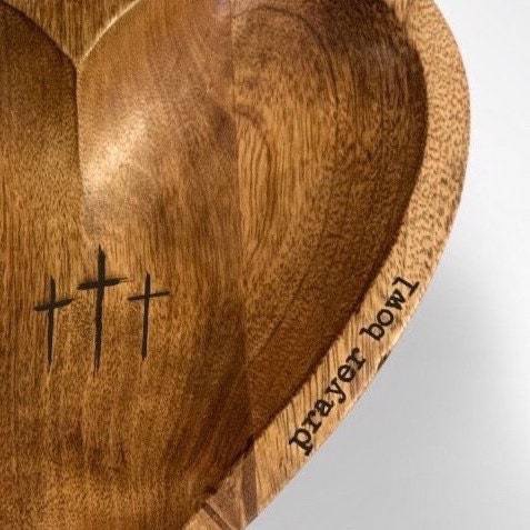 🎄(🔥Black Friday Sale: Save $10)🎄Handmade Heart-Shaped Prayer Bowl With Carved Cross And 