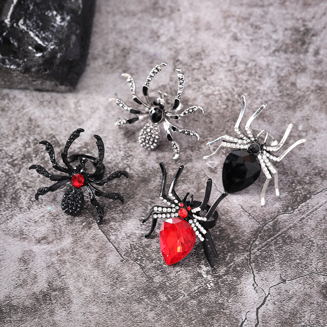 🔥Last Day Promotion - 60% OFF🎁💍🕷️Dark Style Halloween Personalized Spider Ring