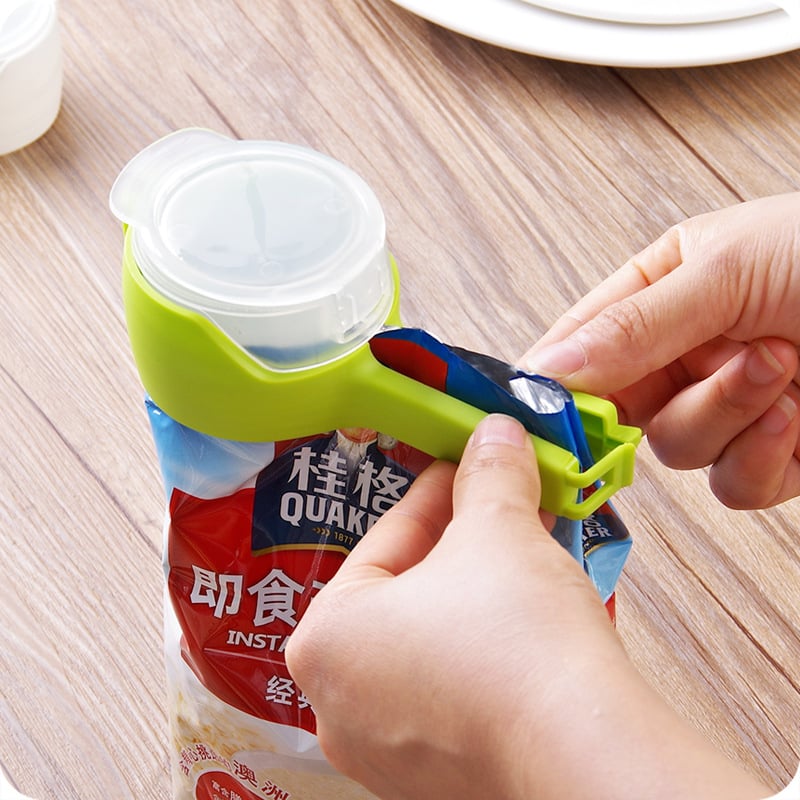 (🌲EARLY CHRISTMAS SALE - 49% OFF) Bagged Food Sealing Clip with Pour Spout