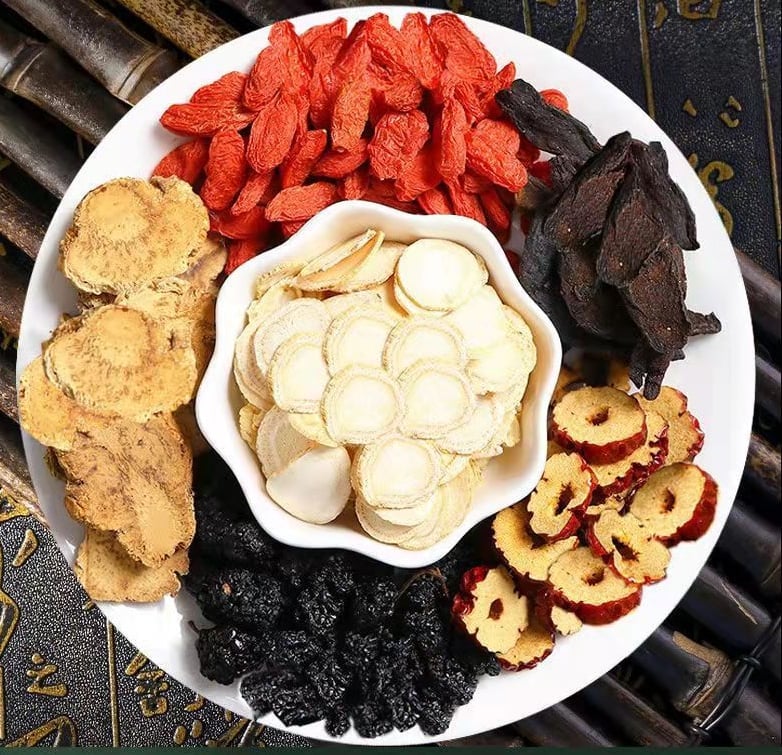 🔥Ancient Warrior’s Brew – Ginseng Mulberry Herbal Tea for Strength & Focus