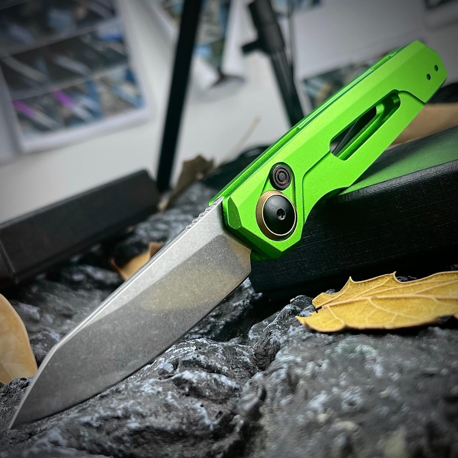 Spring Assist Button Lock Knife, 7550, Stainless Steel