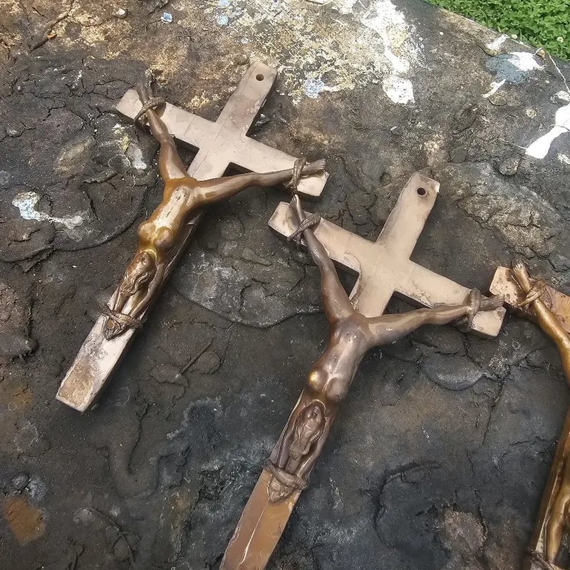🎁TikTok Last Day Sale - 70% OFF🔥✝️ Crucified Upside Down Lady Wall Hanging