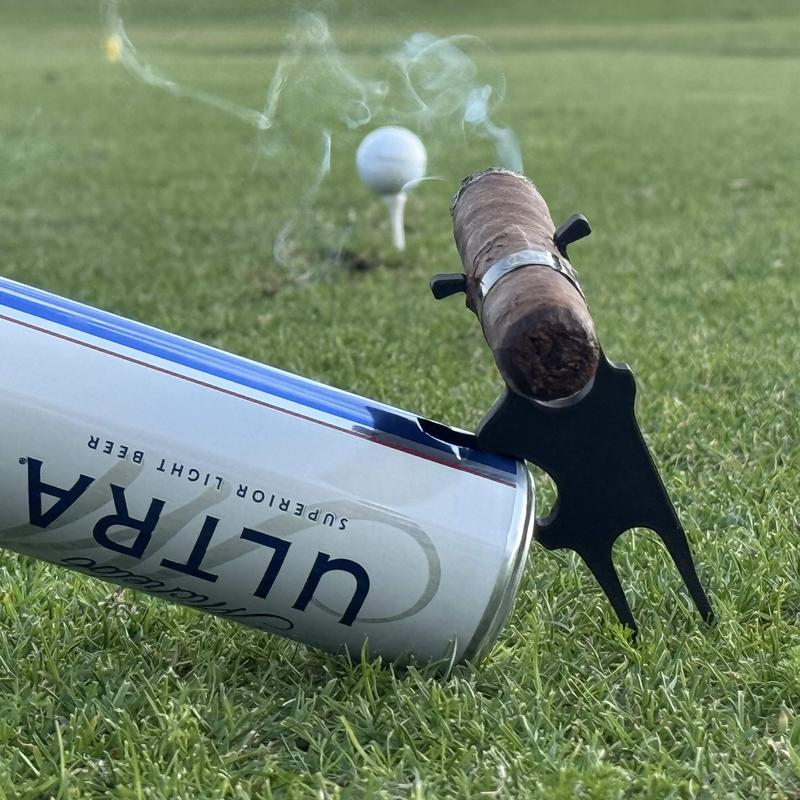 🔥Last Day: 50% Off! 🔥 3-in-1 Golf Cigar Holder Tool