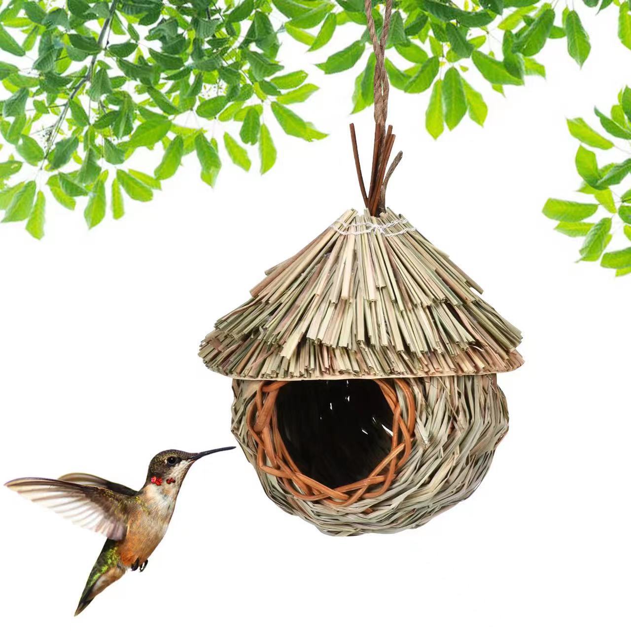 Halloween Special This outdoor hanging birdhouse is spherical, handwoven, and durable. 89% of people will buy this (free shipping).🔥👍One of each style.