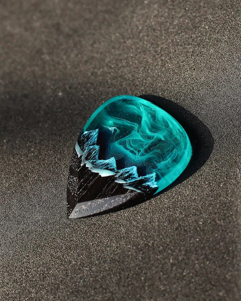 (🎄EARLY CHRISTMAS SALE - 50% OFF) 🎁Northern Lights Guitar Pick - Best musician gift💝