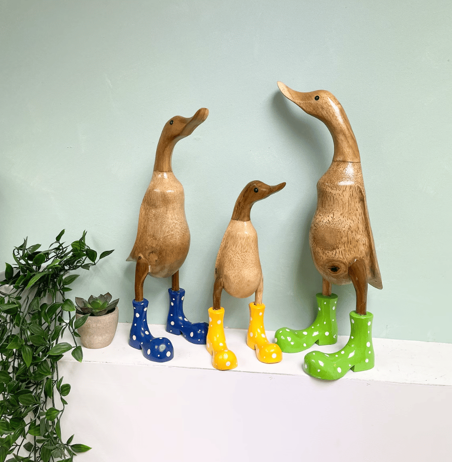 🔥Último Día 49%OFF🌈 Familia De Patos Con Botas De Agua Talladas A Mano💞