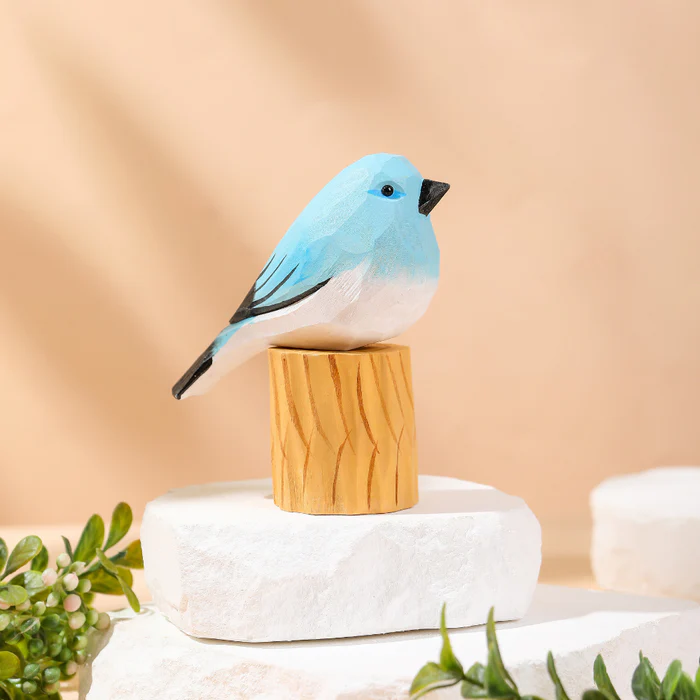 <strong>Handmade</strong> Miniature Bird Figurines