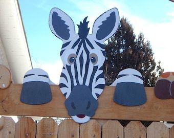 HOT SALE NOW 🎁 Fence Peeping Courtyard Art Decoration