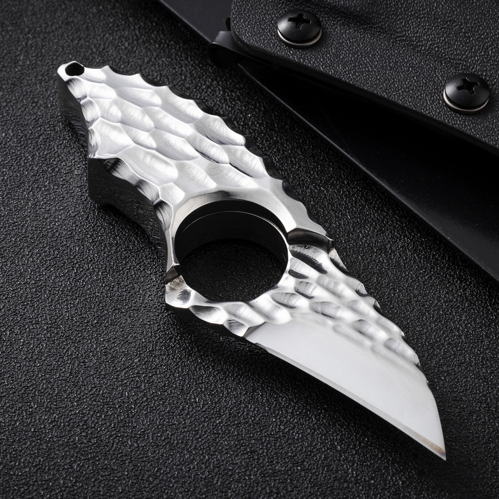 Small tank keel integrated sharp EDC portable knife