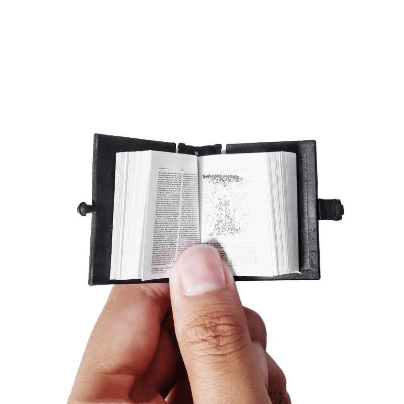 🙏1:12 Mini Bible Flip Book KeyChain