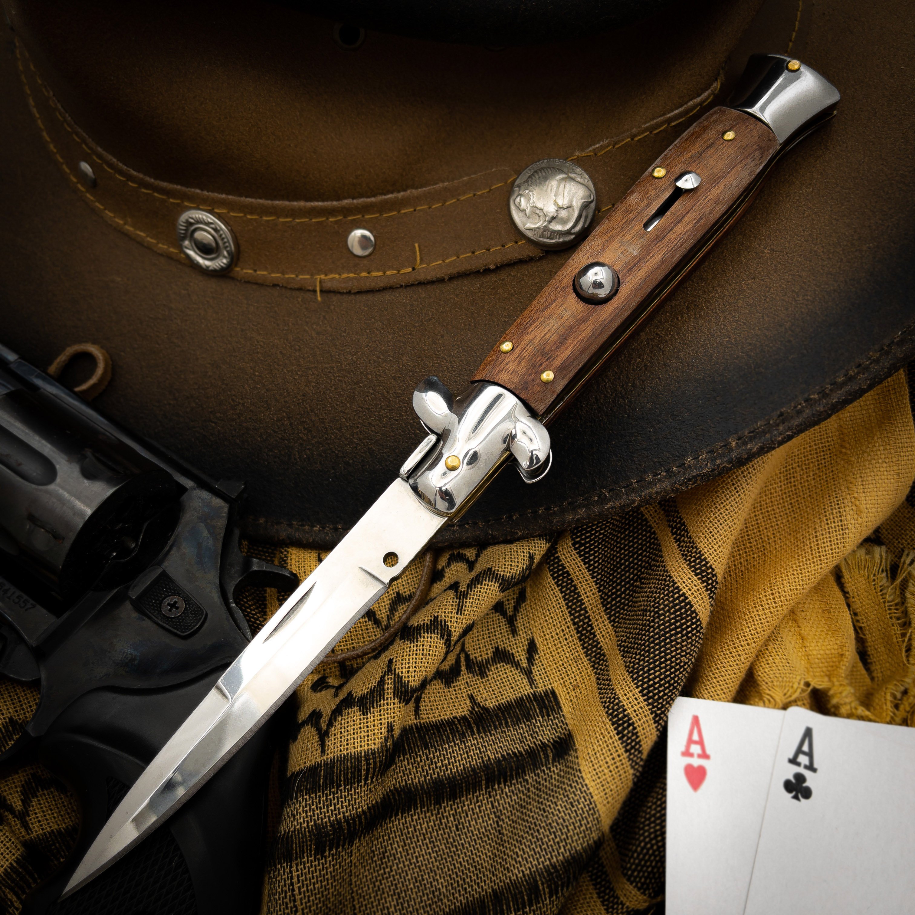 🌟 Italian Style Classic Stiletto – Handcrafted Collectible Knife