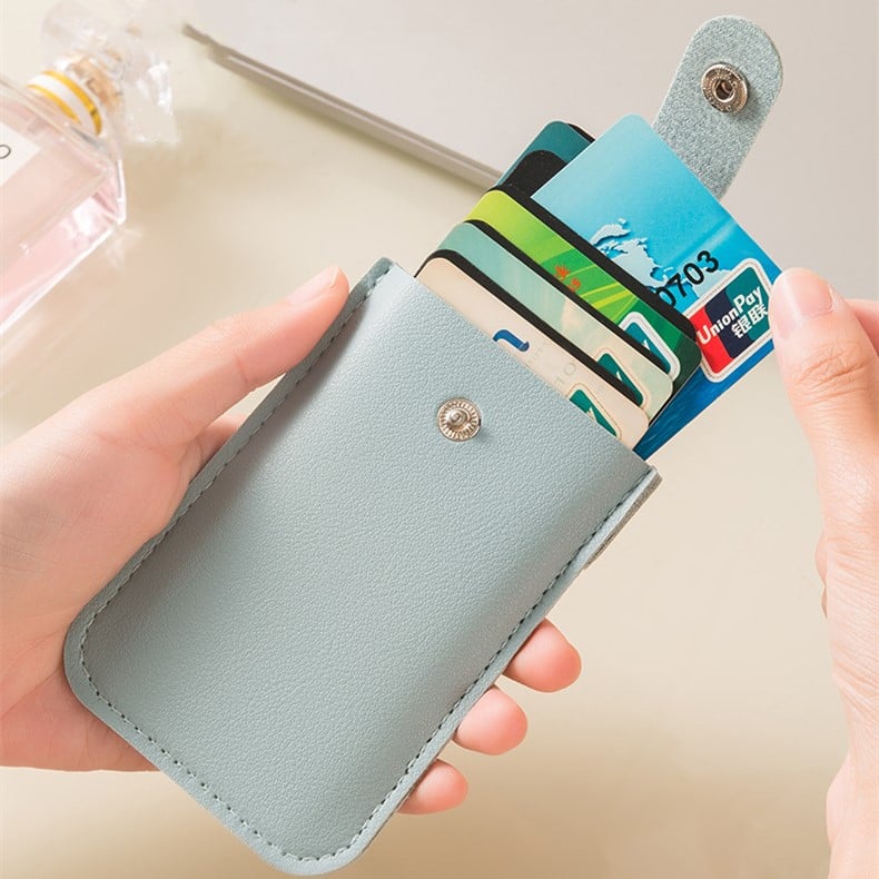 🔥Last Day Promotion 50% OFF🎁Pull-Out Portable Card Holder, BUY 4 GET 20% OFF