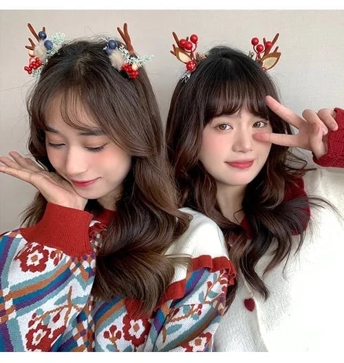 (🎅EARLY CHRISTMAS SALE - 48% OFF) Reindeer Antlers Xmas Hair Clip ⚡ BUY 4 GET EXTRA 10% OFF