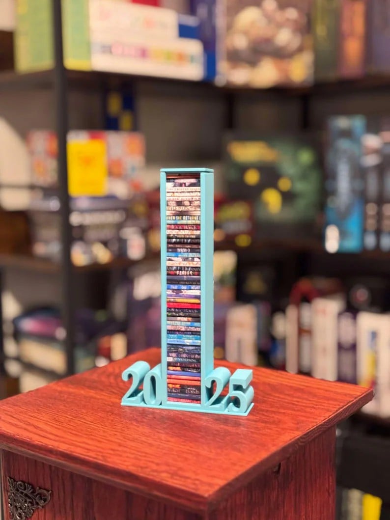 📕2025 Reading Challenge Bookshelf with 50 Mini Books