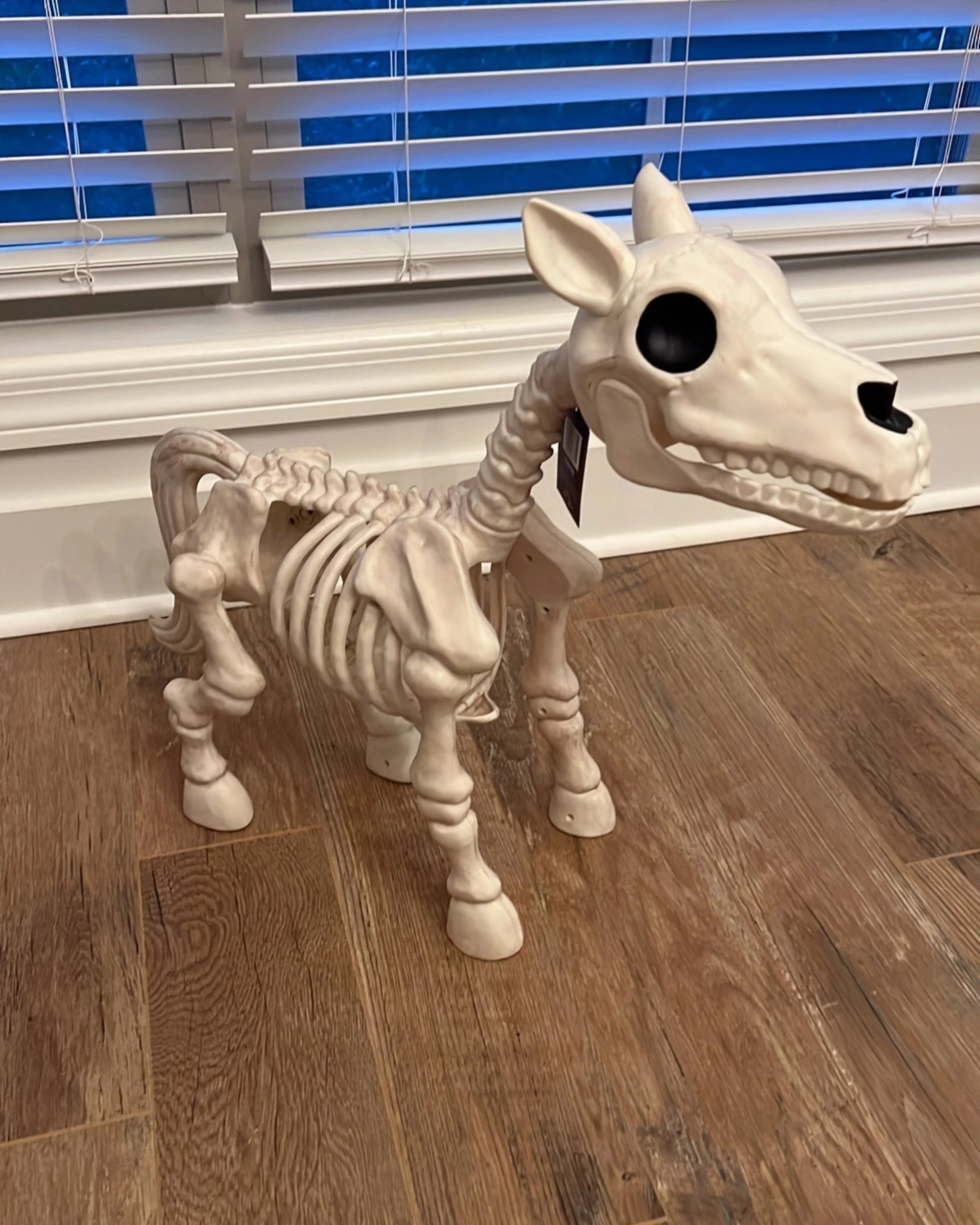 LAST DAY 50% OFF🔥Cow & Horse Skeleton Halloween Decorative Prop