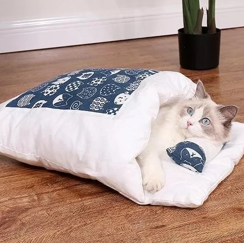 (🎁CHRISTMAS SALE-Movable Winter Warm Pet Bed