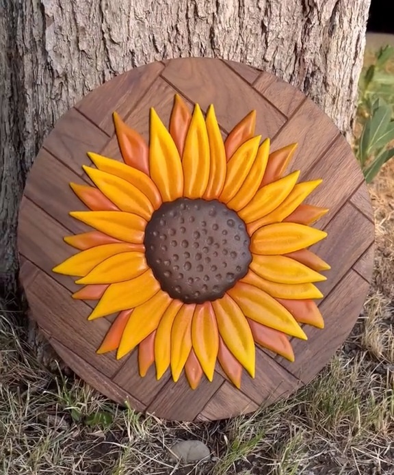 <strong>Handmade</strong> Sunflower Wooden Wall Ornament