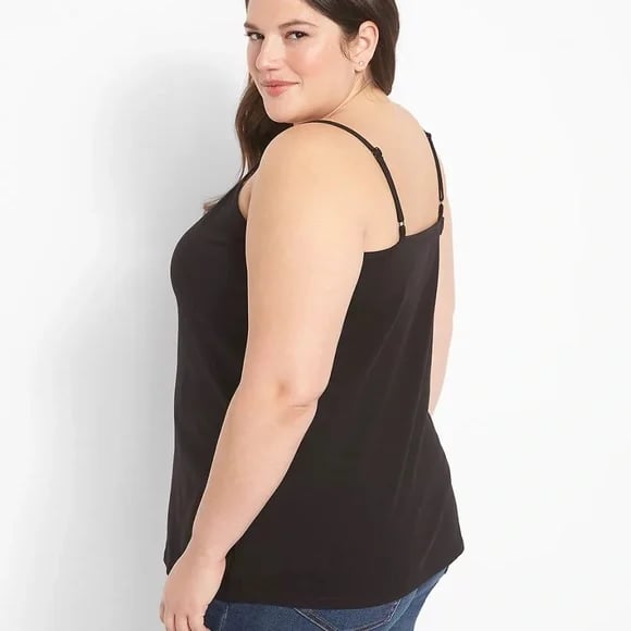 🔥Locker sitzendes Tank-Top mit integriertem BH
