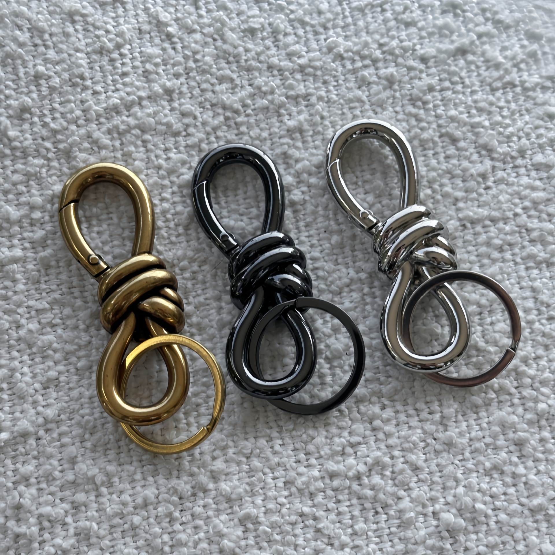 😎Fashion Knot Keychain