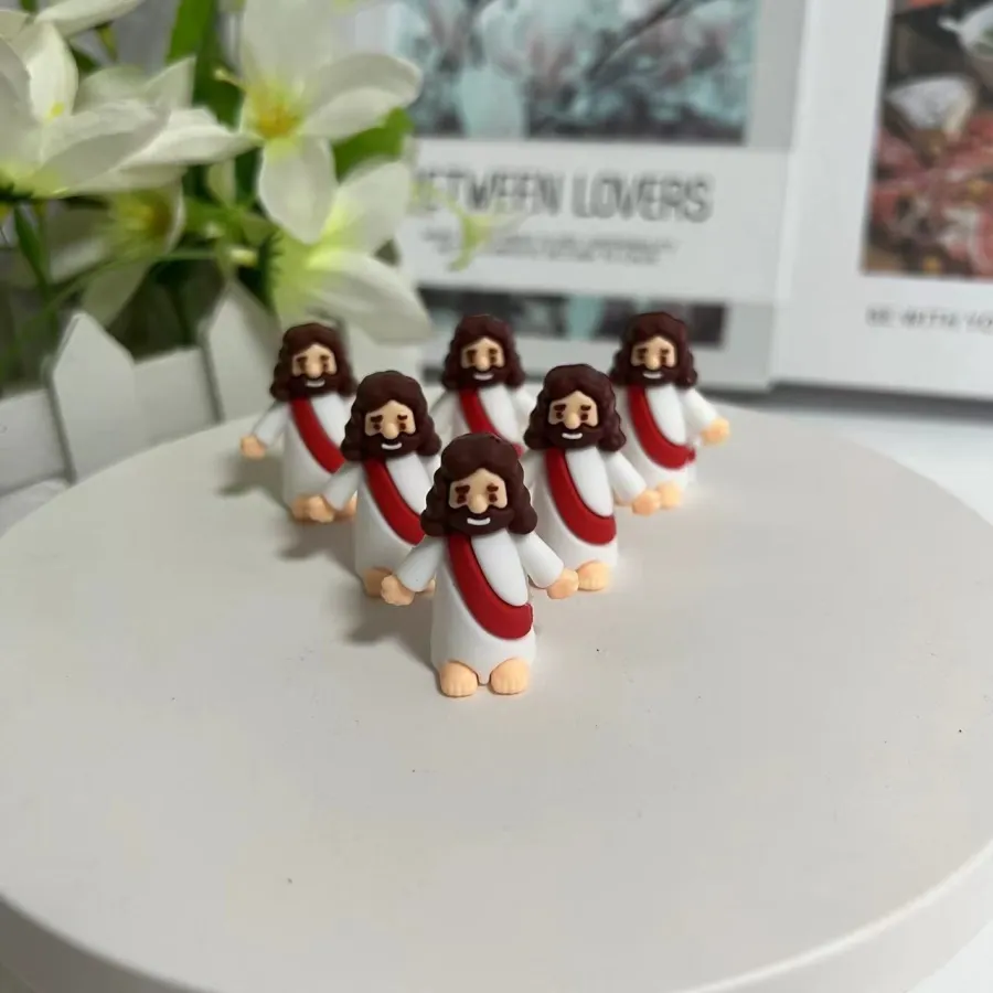 TikTok Last Day Promotion -60% OFF🎉Mini Jesus Figurine-Religious Gift for Kids and Adults🙏