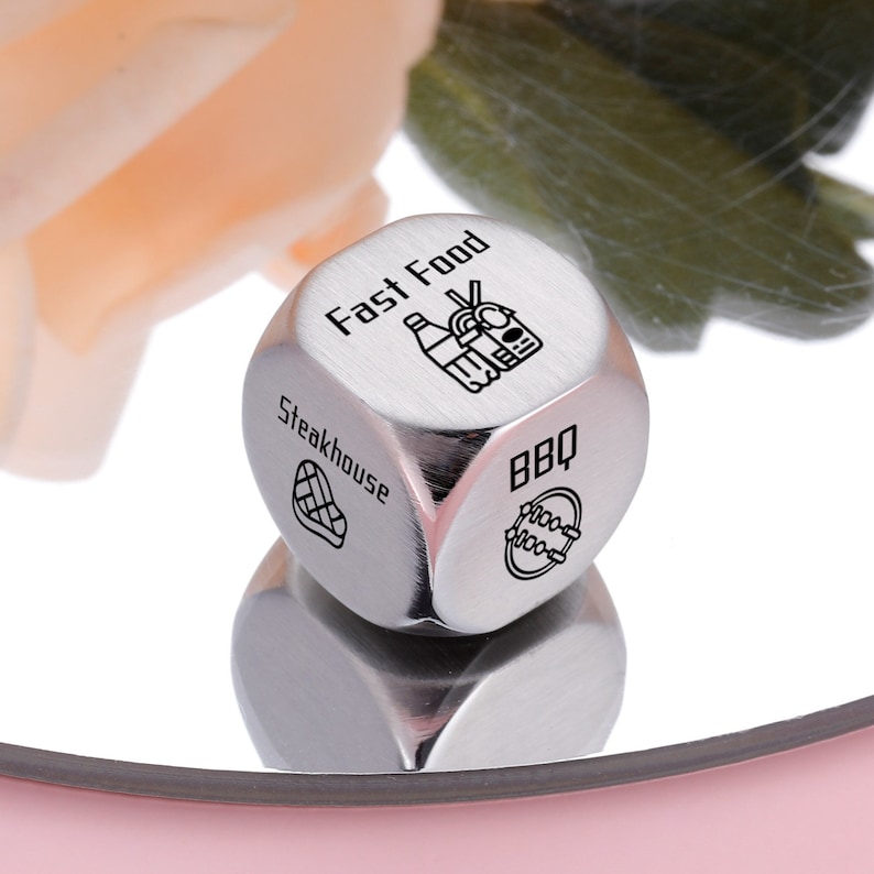 🎁LAST DAY 65% OFF🔥 Food Decision Engraved Dice Set for Foodies (BUY 2 FREESHIPPING)