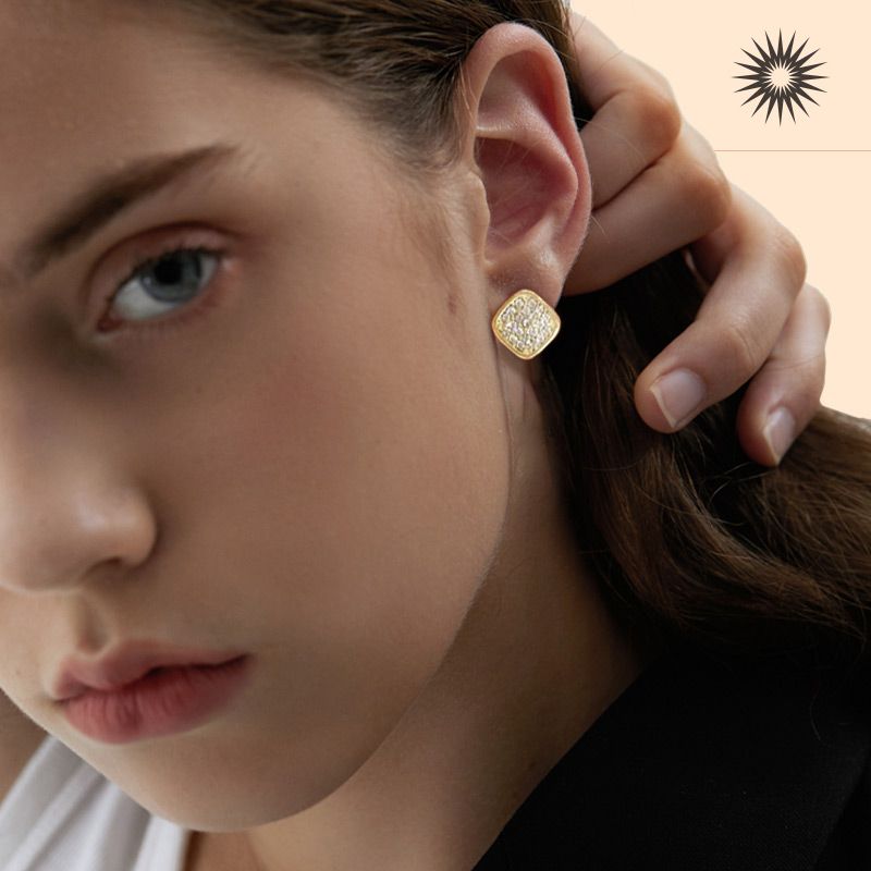 🔥49% OFF🔥Magnetic Diamond Double-sided Stud Earrings