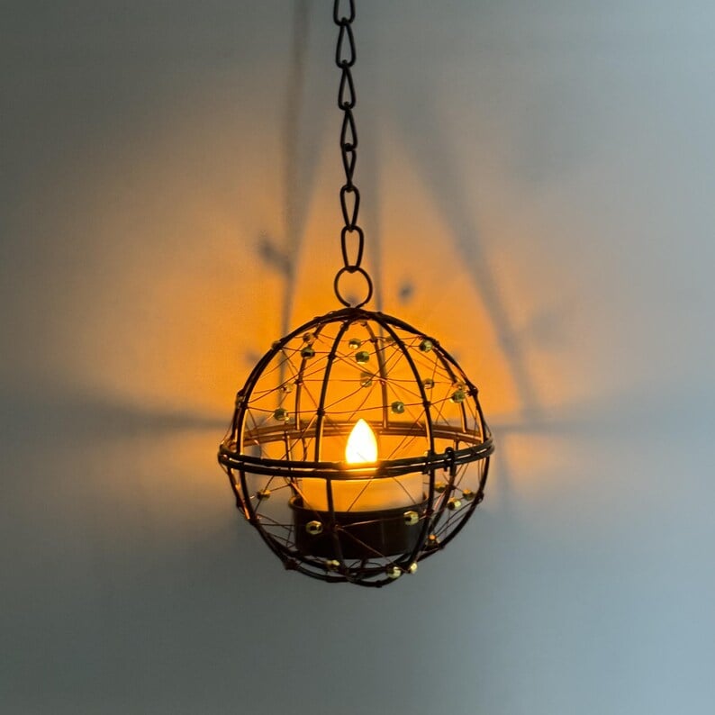 Solar Light Hanging Lanterns, Waterproof Decorative Outdoor Hanging Light for Garden Patio, Tree Lights, Yard Lights, Gifts for Mom