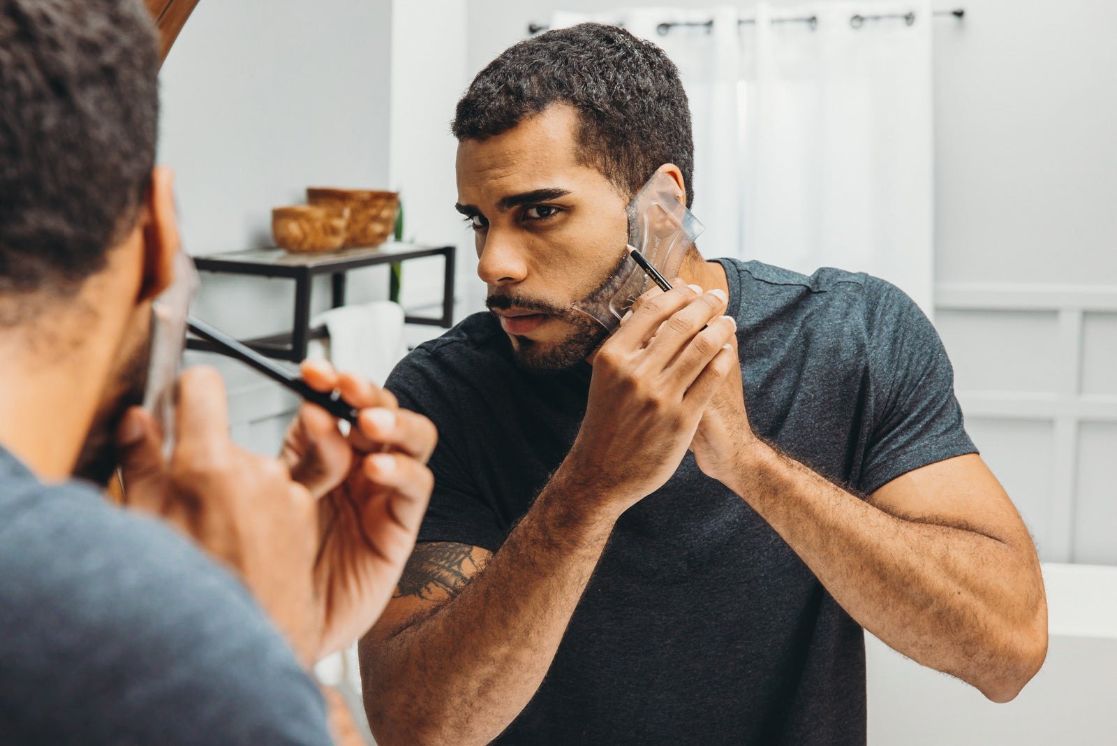 🔥Last Day Promotion 70% OFF🔥Hair Edge Up Trimmer Guide and Beard Shaping Stencil Tool