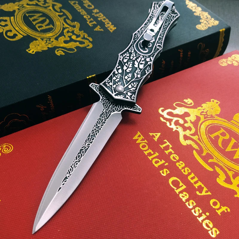 Premium Pocket Knife •