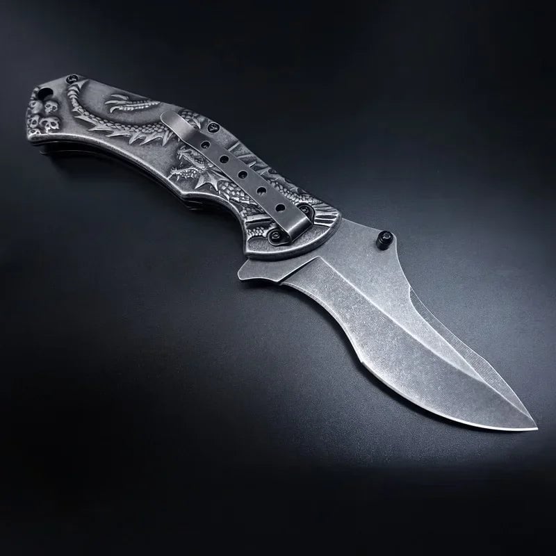 Premium Pocket Knife •