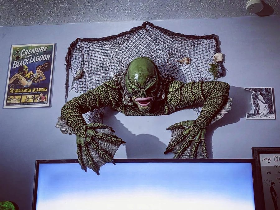 Creature from the Black Lagoon Grave Walker Statue