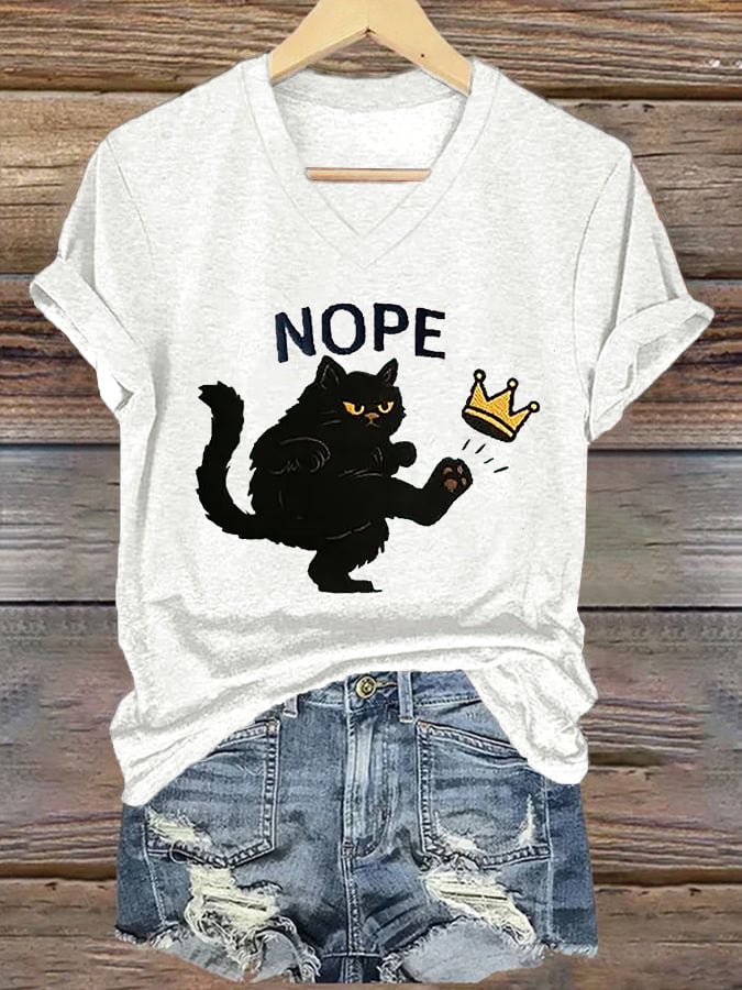 V-Neck Retro No Kings In America Cat Crown Nope Print T-Shirt