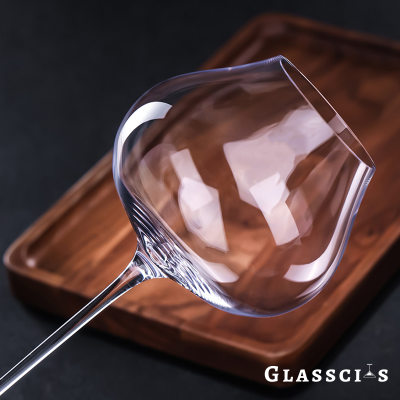Rona Crystal Pinot Noir Wine Glass