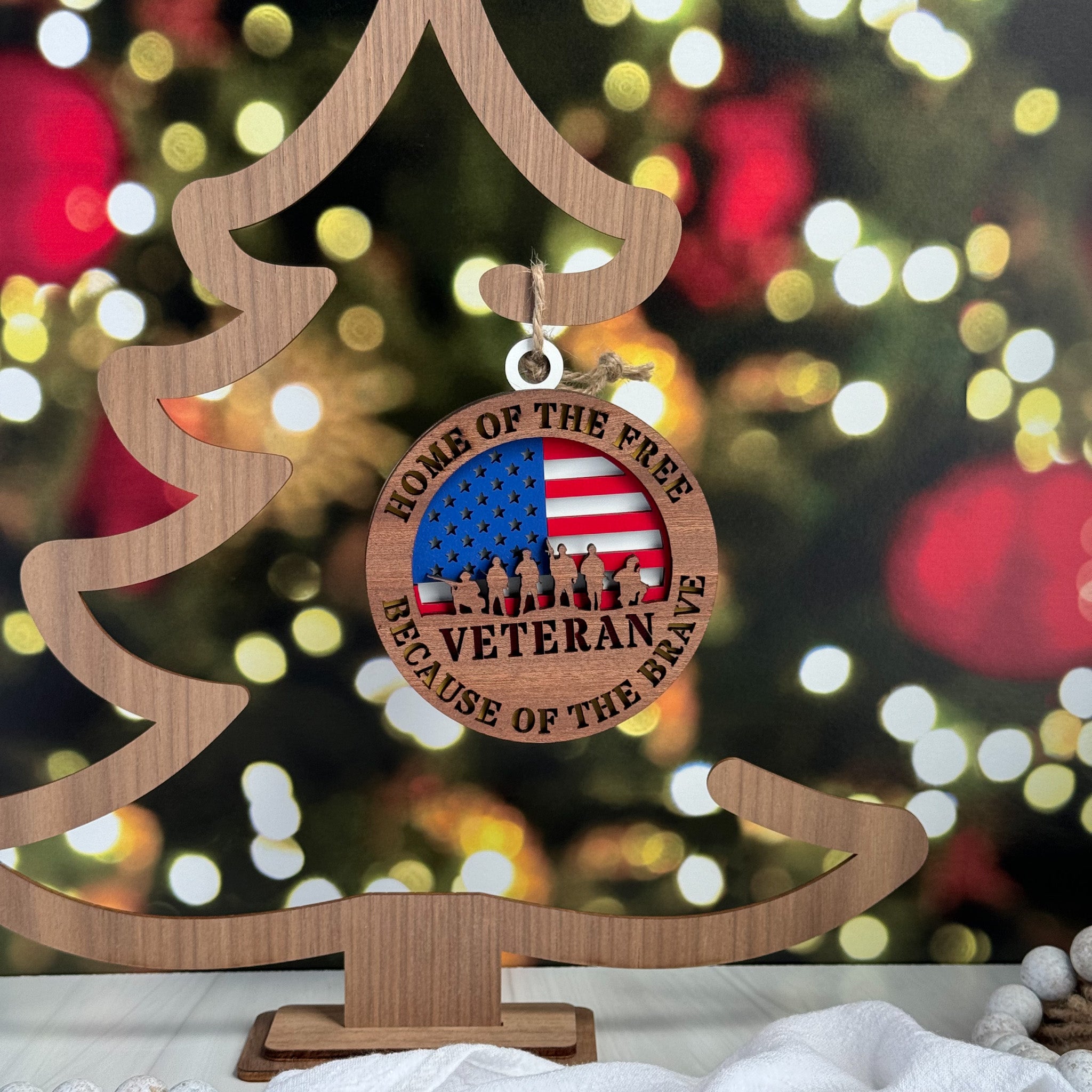 🎖️Patriotic Veterans Tribute Ornament