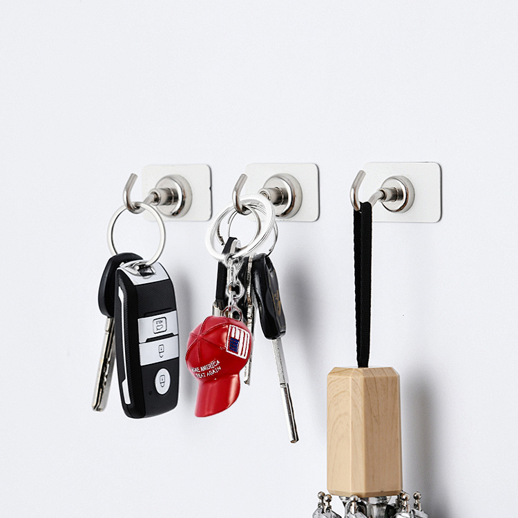 🔥LAST DAY SALE 70% OFF💥Red Hat Keychain