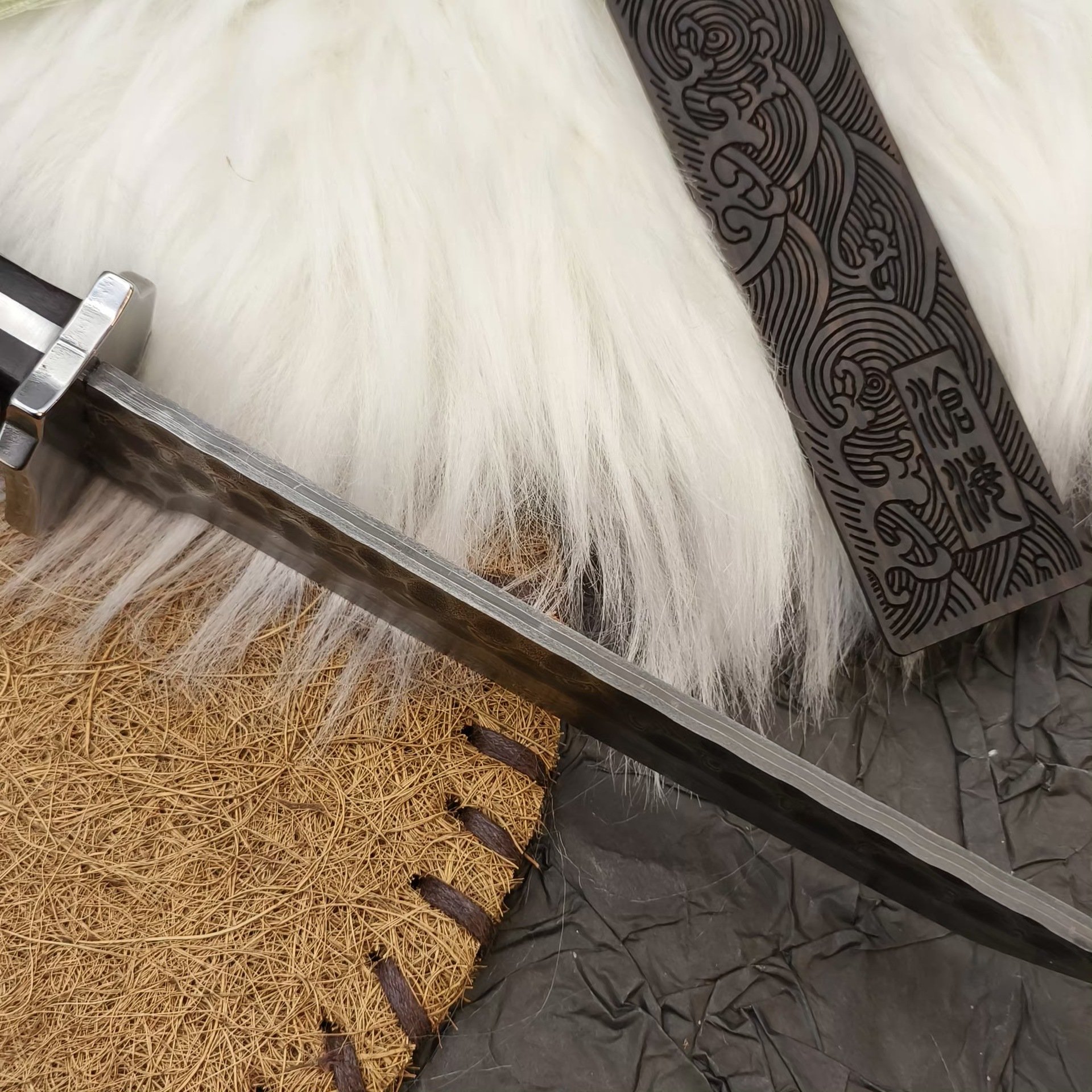 Ebony Damascus VG10 Steel samurai sword