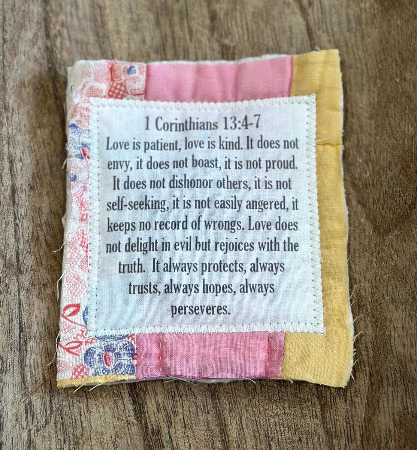 💚Hand-woven Prayer Quilt with Cross Inside - Remembrance Christian Gift (Prayer Quilt🥰)