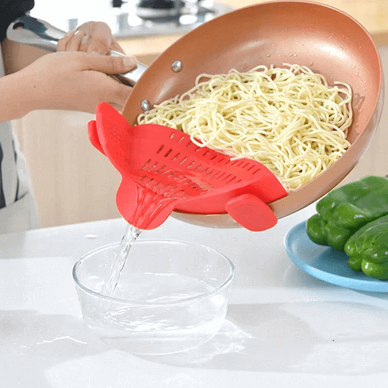 (🔥LAST DAY PROMOTION - SAVE 70% OFF)Kitchenware hot selling section Clip-on colander(Buy 3 Get Extra 25% OFF)