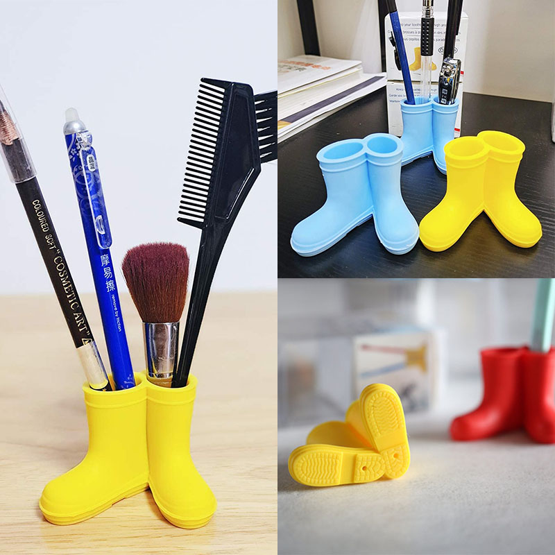 (🎄Christmas Hot Sale-49% Off) Rain Boots Themed Toothbrush Holder